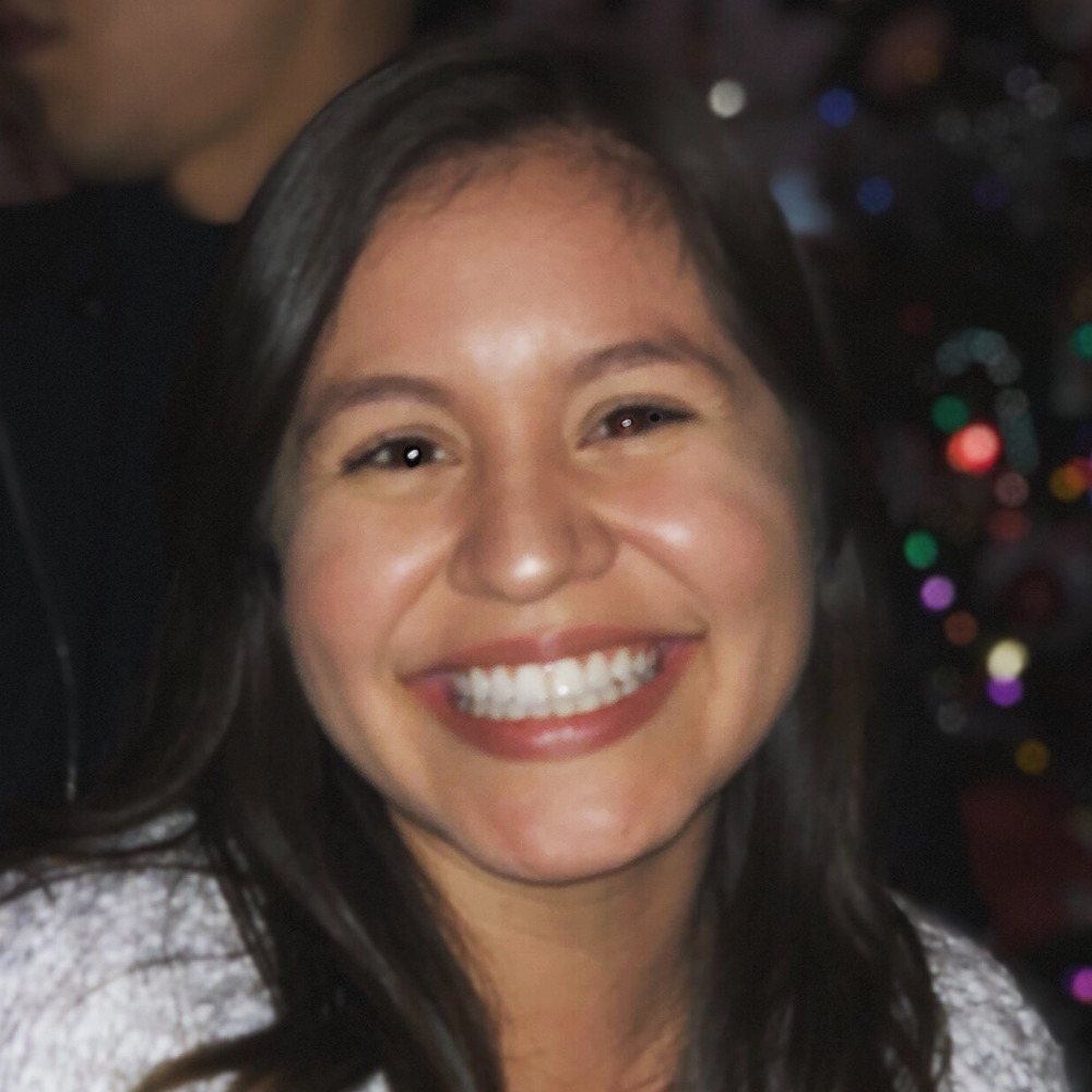 Meet your Posher, Gabriela